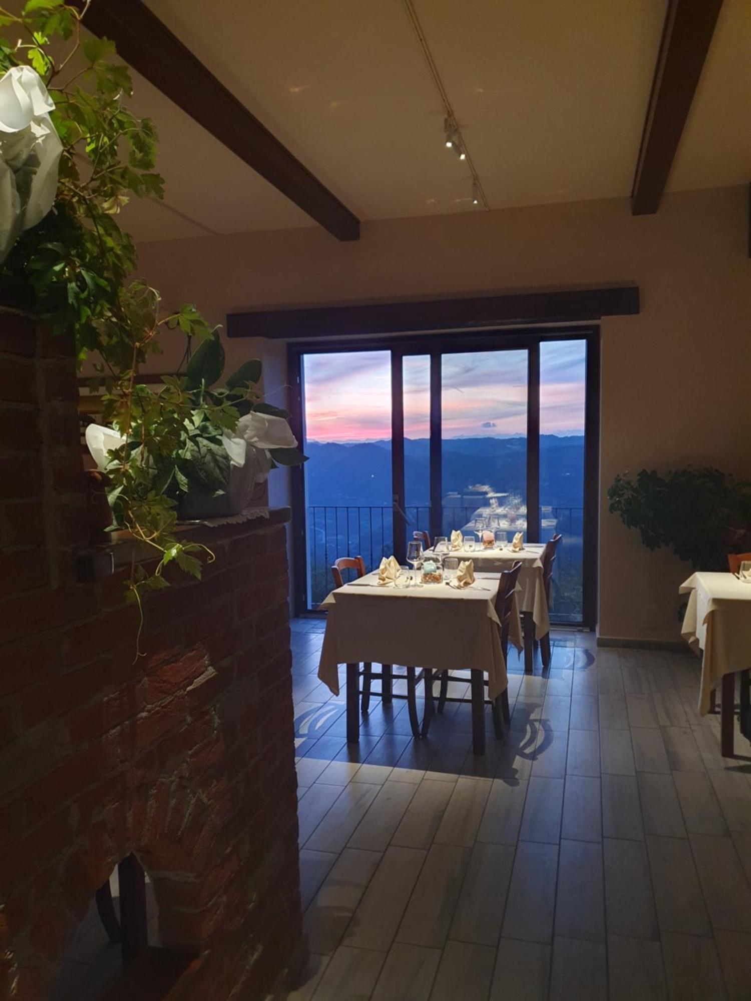 Ristorante Albergo 'L Bunet Cortemilia Εξωτερικό φωτογραφία